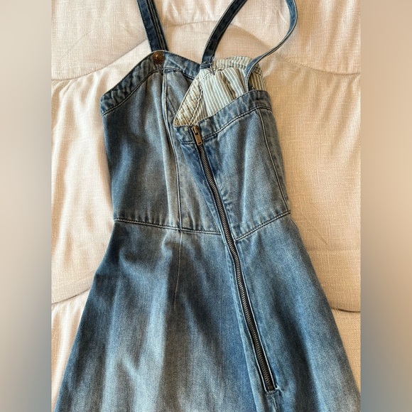 Guess gaucho jumpsuit size 6 - Picture 6 of 9